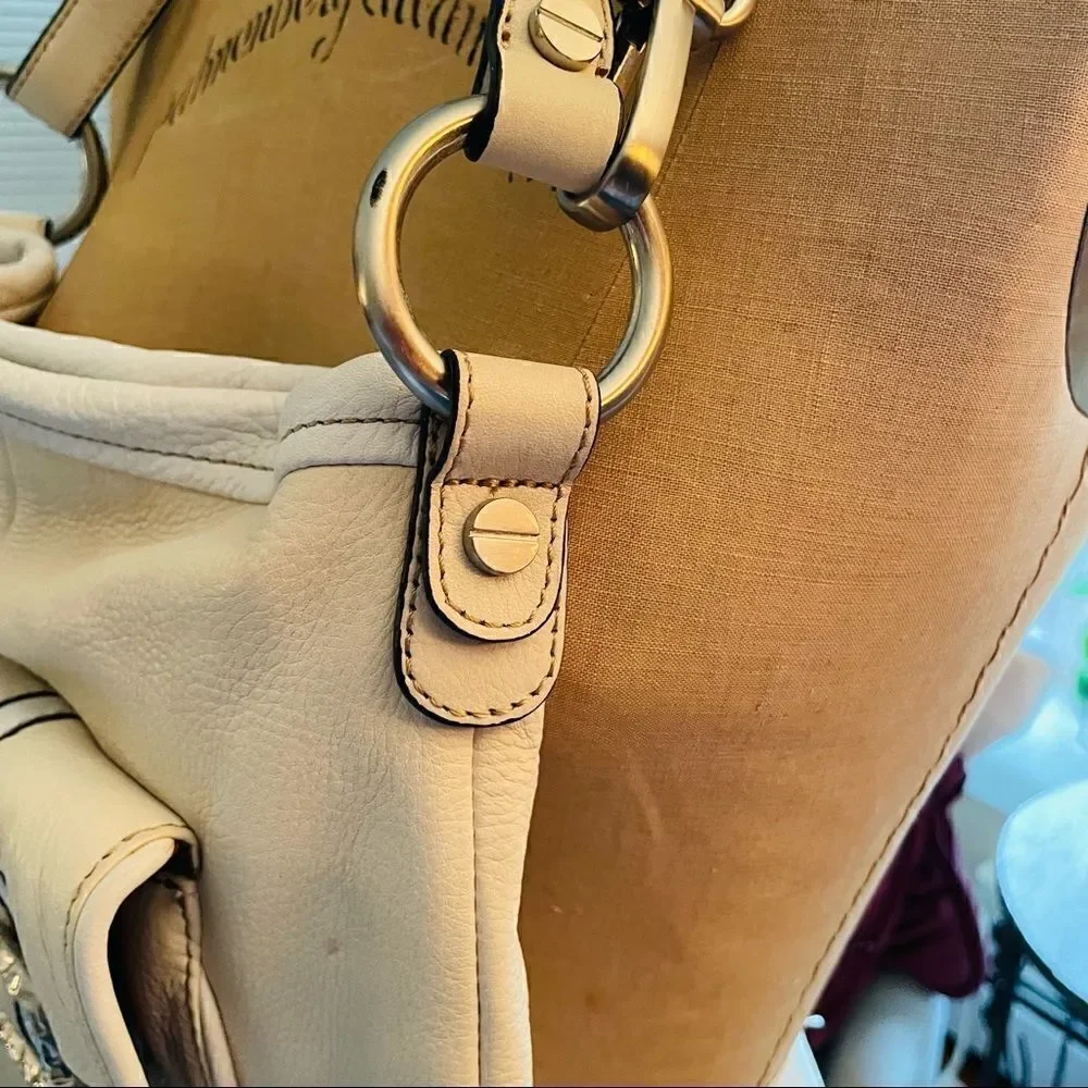 B MAKOWSKY | cream & white leather handbag - Picture 11 of 12